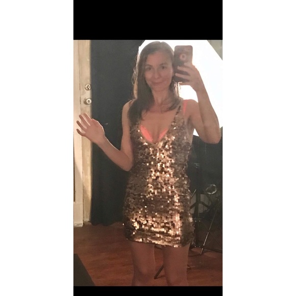 Meet your Posher, Estella - Picture 1 of 15